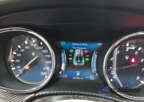 2017 Maserati Quattroporte Gts Granlusso из США, поврежденный, VIN ZAM56PPL2H1258230